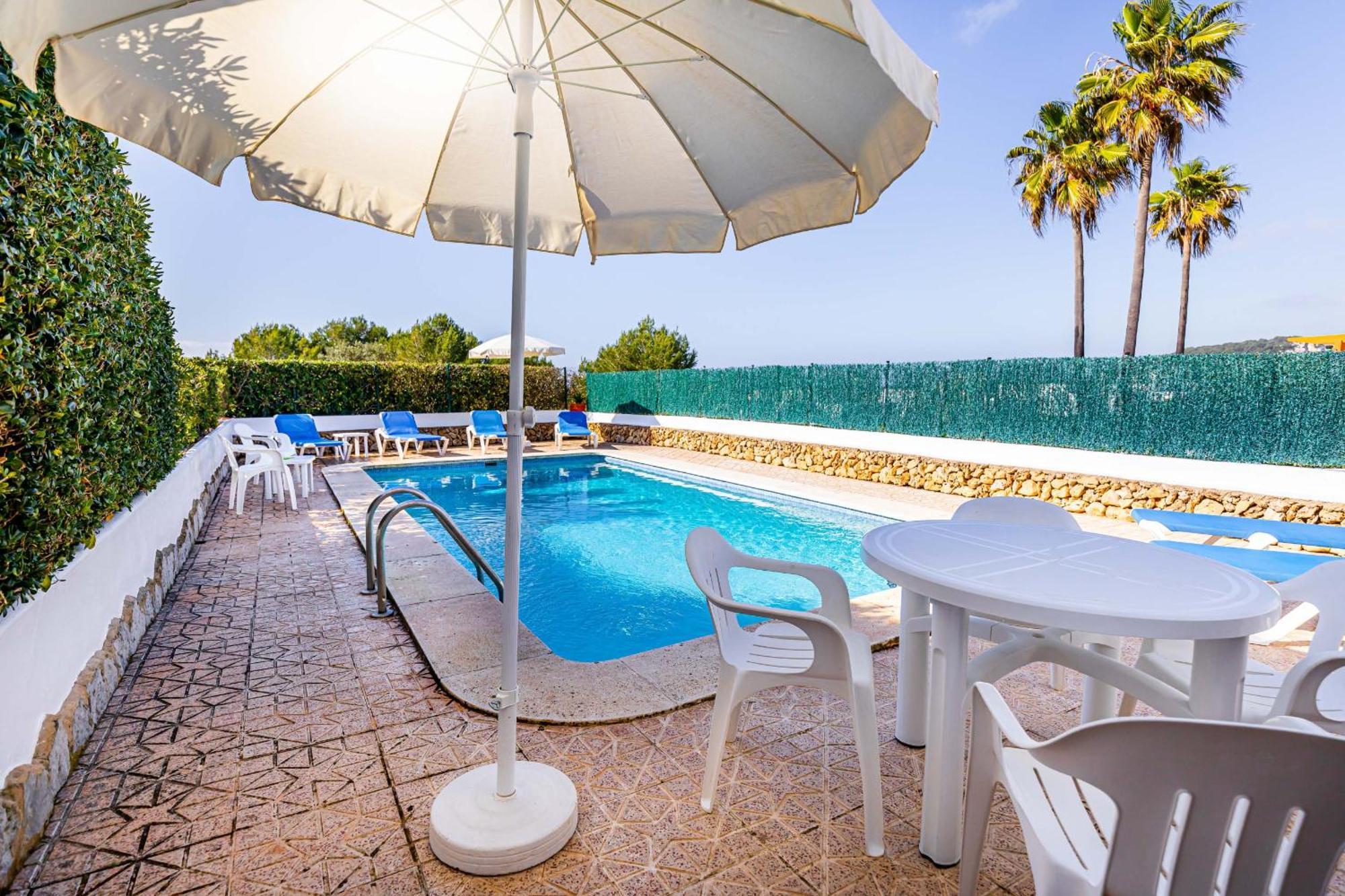 Villa Ponent Son Bou Luaran gambar