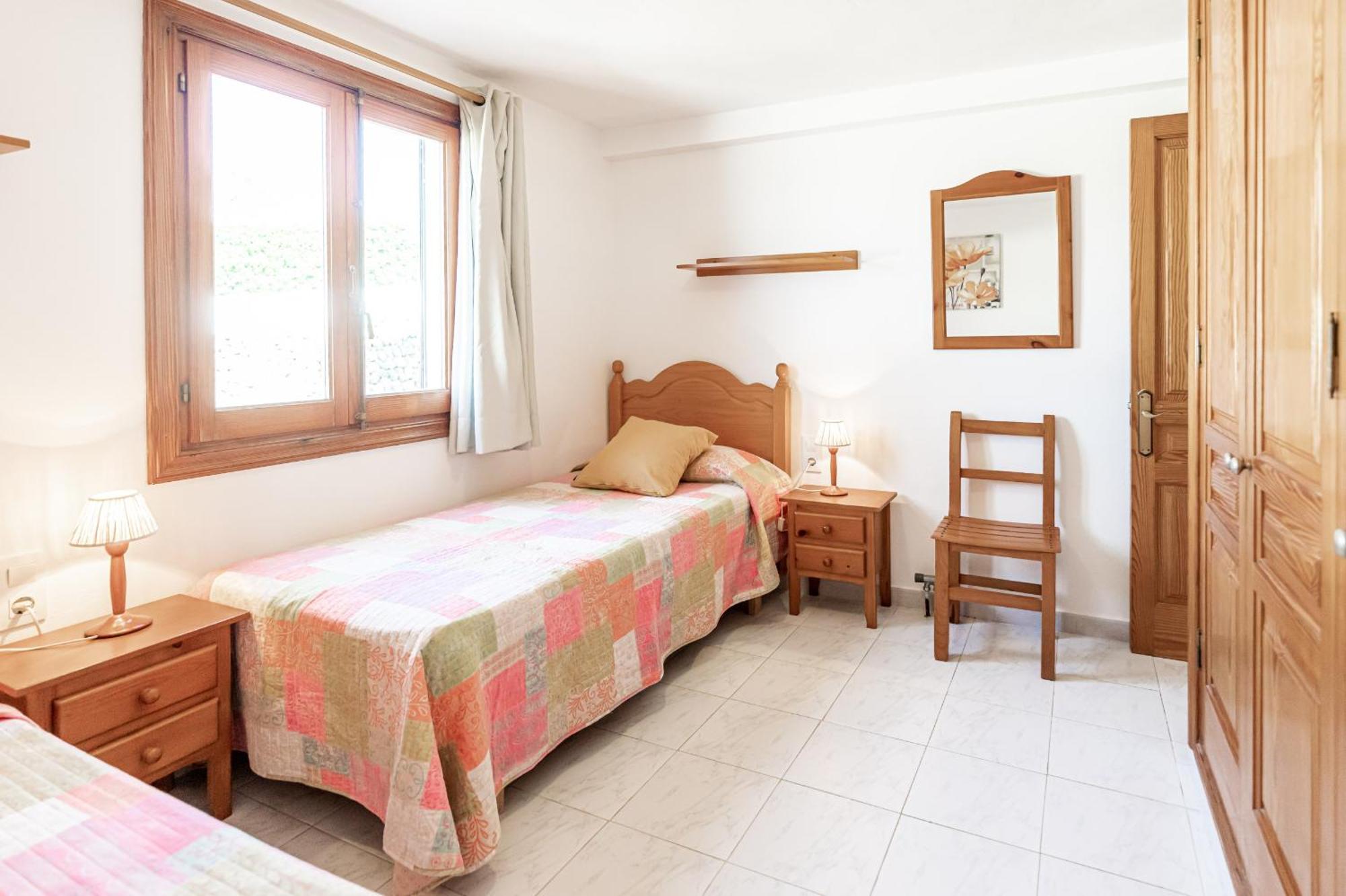 Villa Ponent Son Bou Luaran gambar