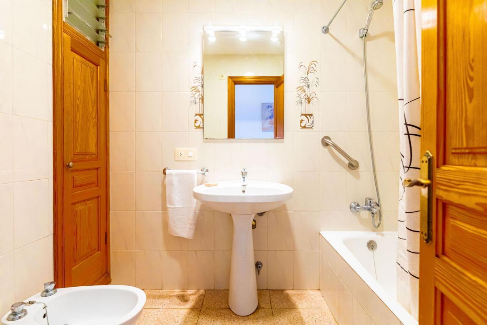 Villa Ponent Son Bou Luaran gambar
